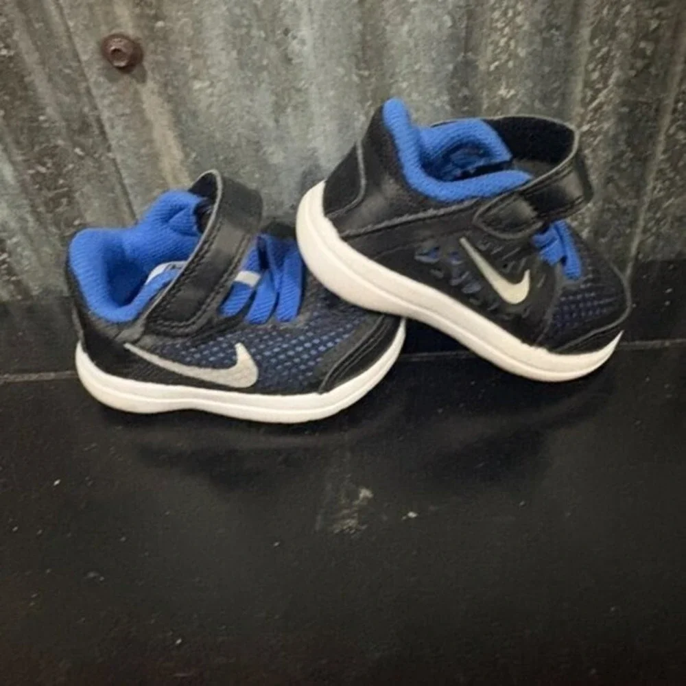 Nike Flex Experience Run Toddler Shoes Black Blue Hook Loop Size 2C